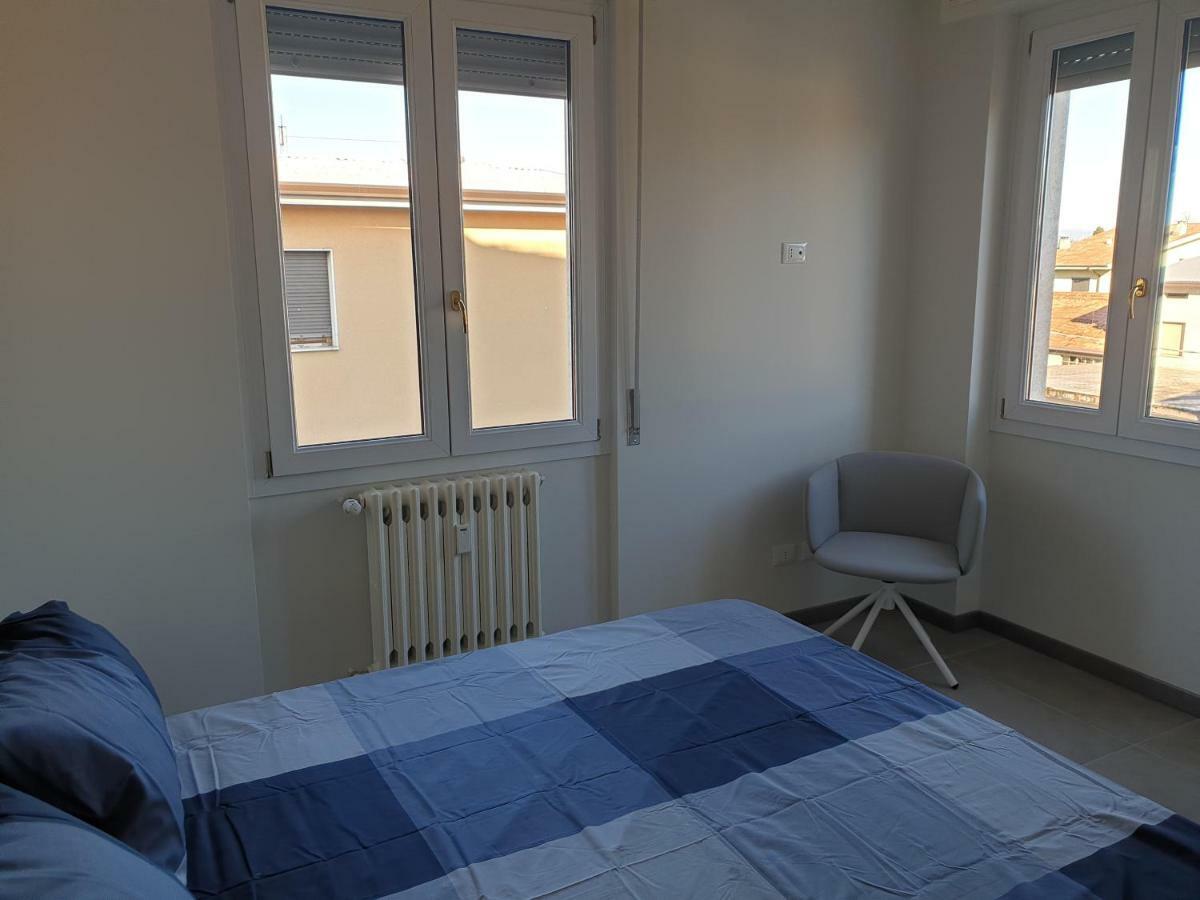 Sun Lake Apartments Desenzano del Garda Luaran gambar