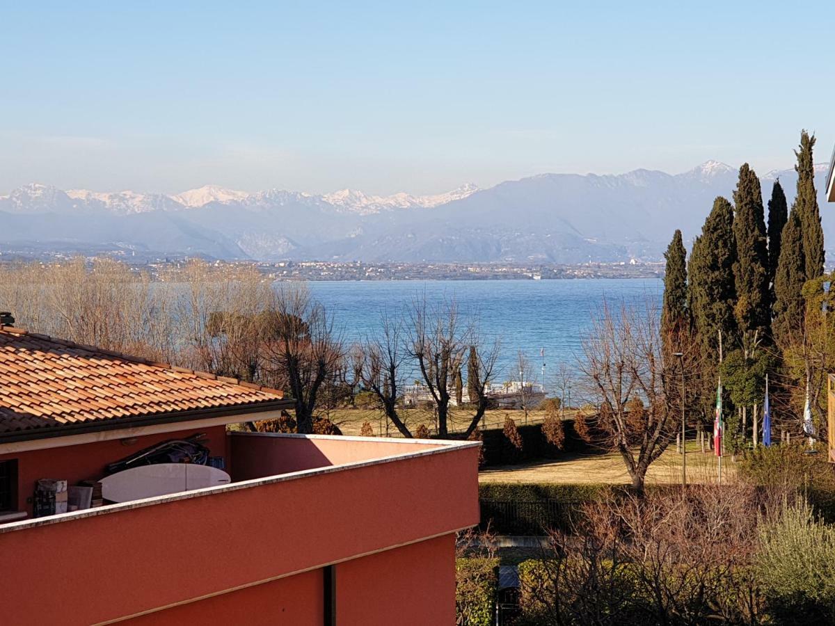 Sun Lake Apartments Desenzano del Garda Luaran gambar